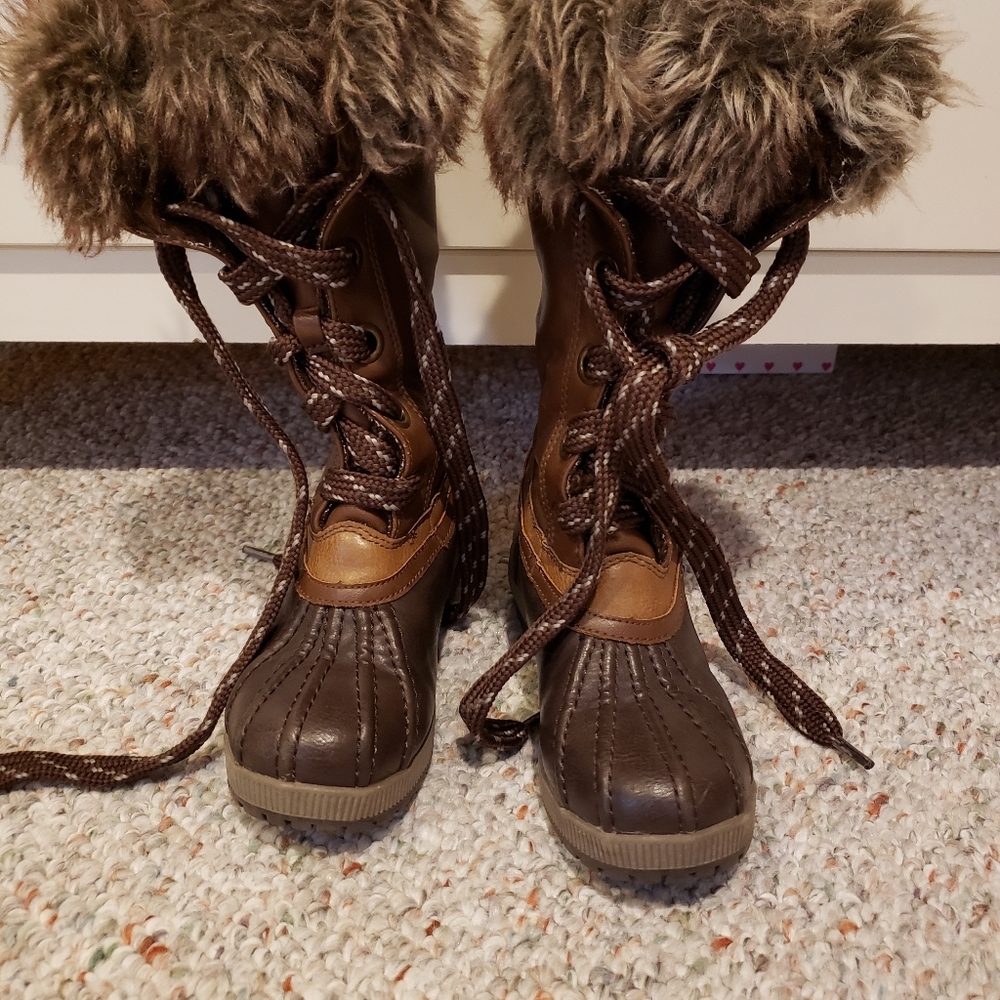 Girl's All weather boots